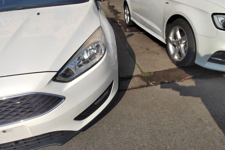 福特 福克斯 2015款 两厢 1.6L 自动舒适型局部细节36