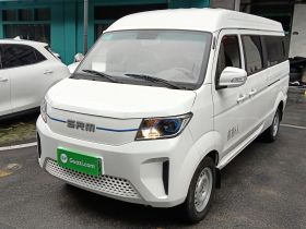 SRM鑫源 好运 2025款 启航版  弗迪42.3kWh 305km 6座