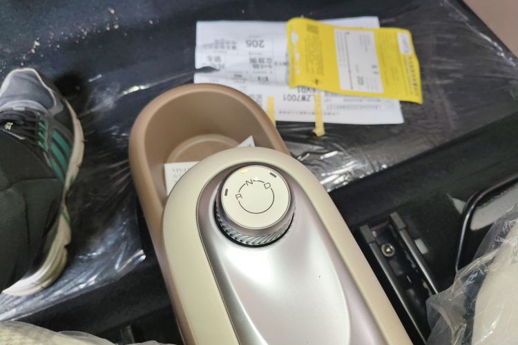 五菱汽车 宏光MINIEV 2025款 四门版 进阶款中控内饰18