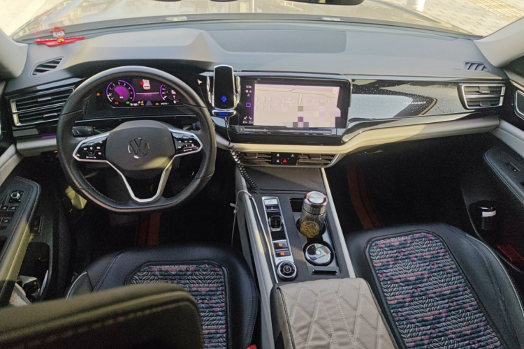 大众 途昂 2023款 380TSI 四驱尊崇豪华版中控内饰12