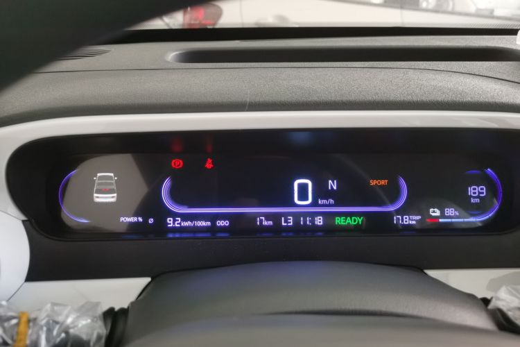 吉利银河 熊猫 2025款 210km 元气熊中控内饰14