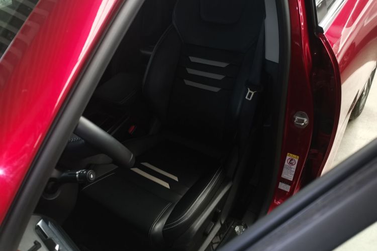 比亚迪 秦Pro 2020款 超越版 1.5TI 自动旗舰型中控内饰19