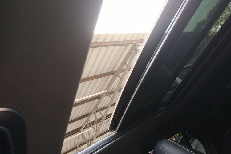 领克03 2023款 2.0TD DCT劲Pro中控内饰22