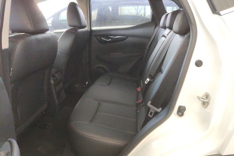 日产 逍客 2022款 2.0L CVT XV智享版中控内饰21