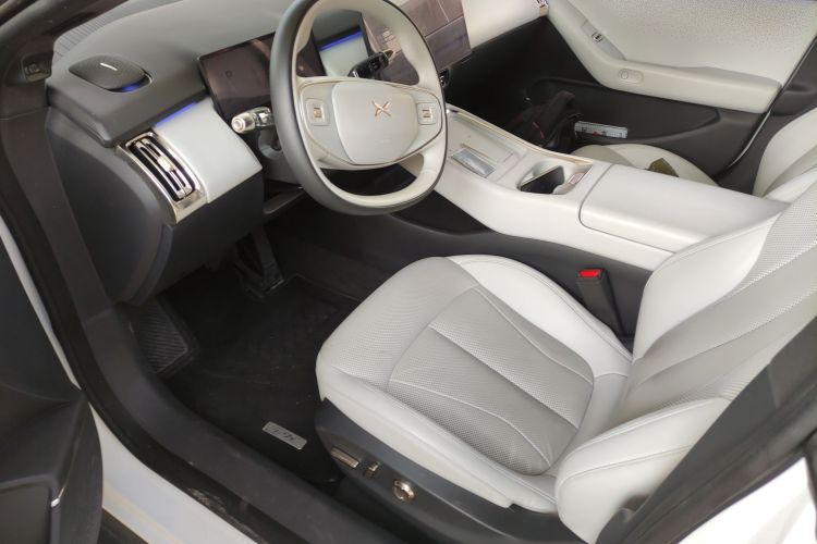 小鹏P7+ 2024款 长续航 Max中控内饰19