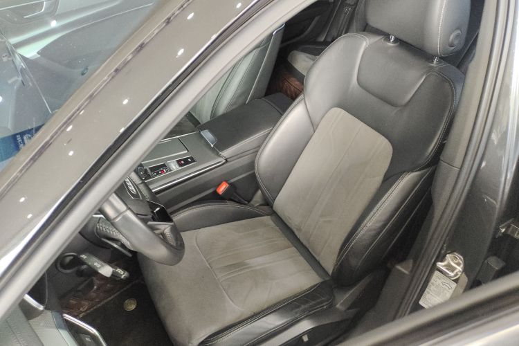 奥迪A6L 2019款 45 TFSI 臻选动感型局部细节19