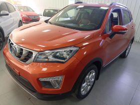 长安CS15 2016款 1.5L 手动时尚版