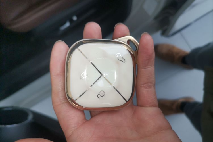 五菱汽车 五菱缤果 2023款 333km 灵犀互联+款中控内饰11