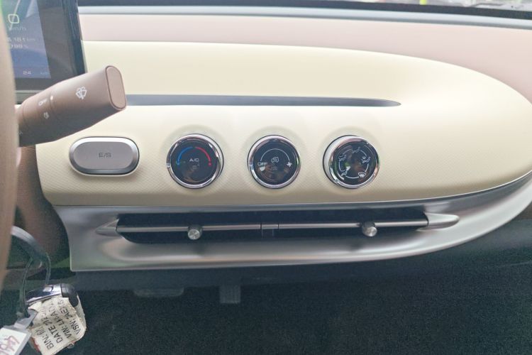 五菱汽车 五菱缤果 2025款 203km 轻享款中控内饰16