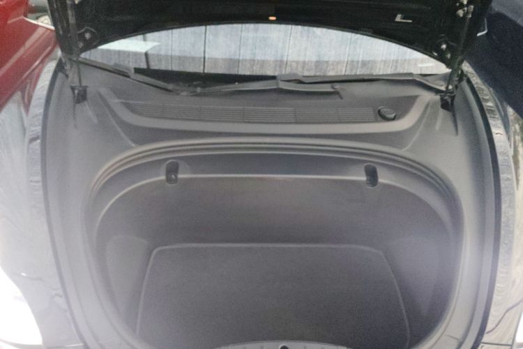 特斯拉 Model 3 2019款 标准续航后驱升级版局部细节24