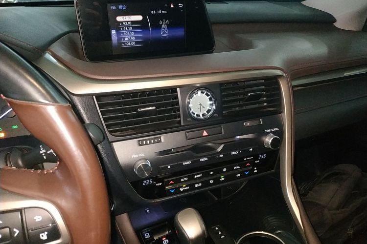 雷克萨斯RX 2016款 300 四驱典雅版 国VI局部细节16