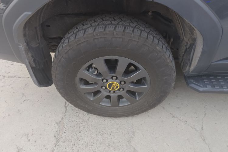 丰田 普拉多 2024款 2.4T 悍野WX版 6座车身外观56