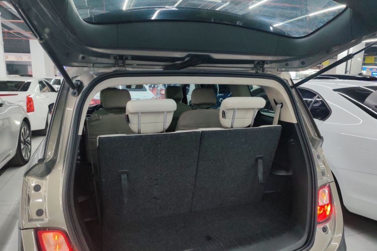 别克GL6 2019款 18T 6座精英型 国VI局部细节23