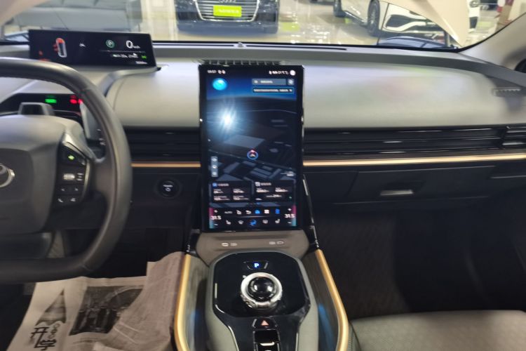 丰田bZ3 2023款 616km 长续航Premium中控内饰16