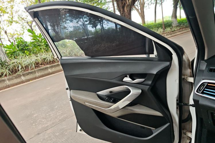 宝骏510 2017款 1.5L 手动时尚型中控内饰7007