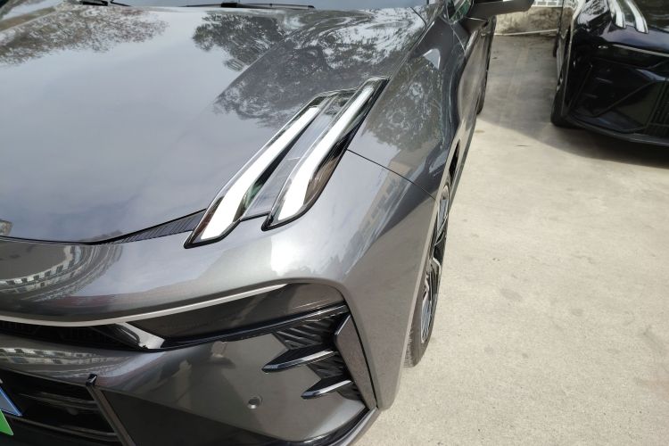 领克03 2025款 1.5TD DCT冠军版Pro局部细节36