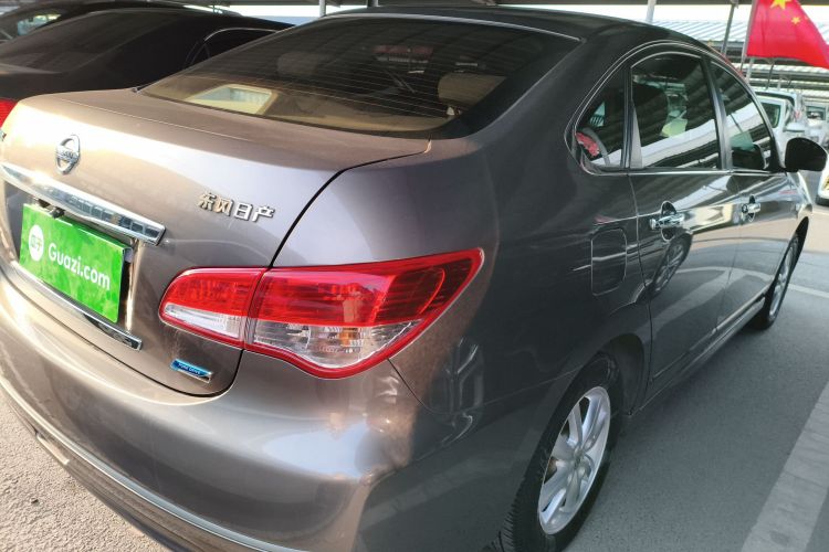 日产 轩逸 2012款 经典 1.6XE 手动舒适版车身外观7