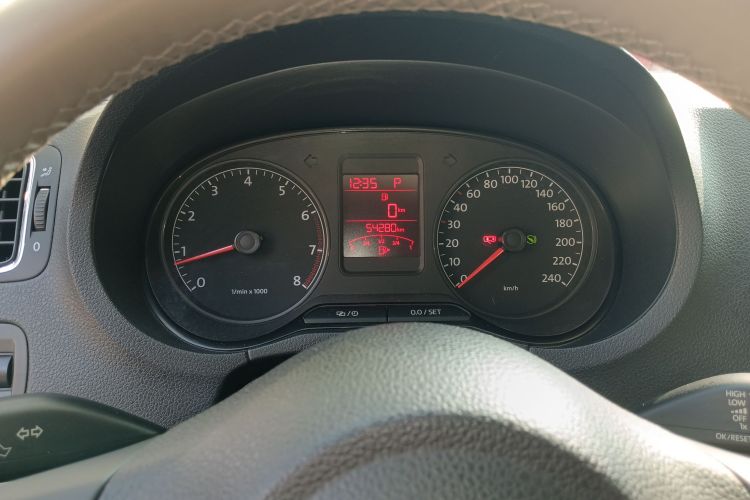 大众 Polo 2013款 1.4L 自动舒适版中控内饰14