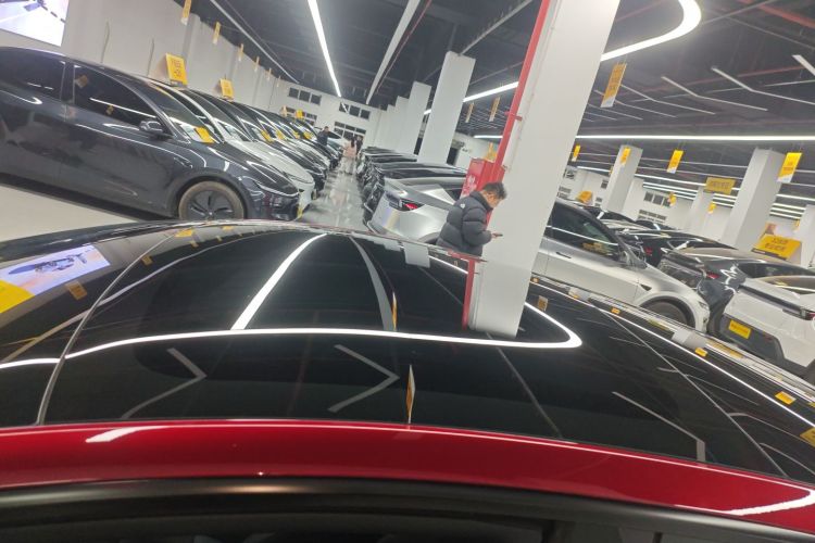 特斯拉 Model 3 2025款 高性能全轮驱动版局部细节57