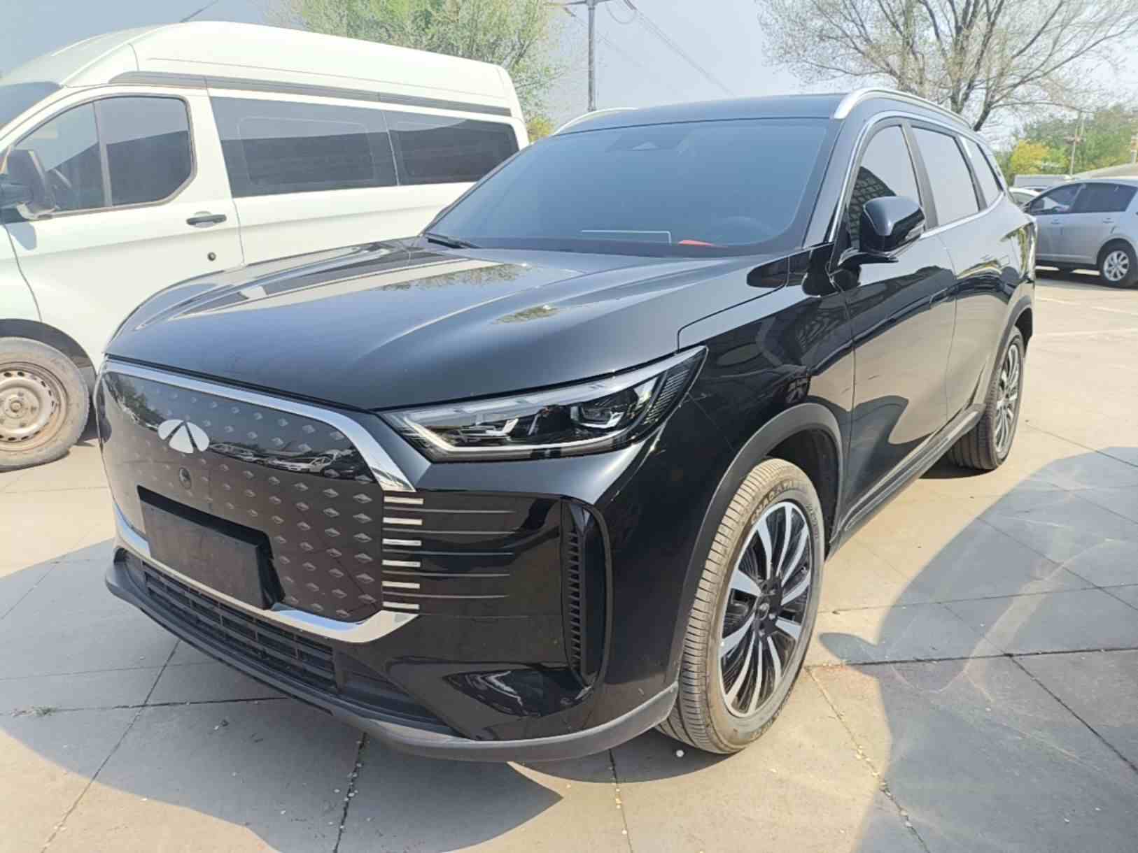 奇瑞风云 风云T8 2025款 1.5T 130km 尊享版 5座(2)