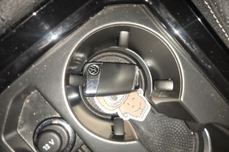 大众 帕萨特 2022款 330TSI 豪华版中控内饰11