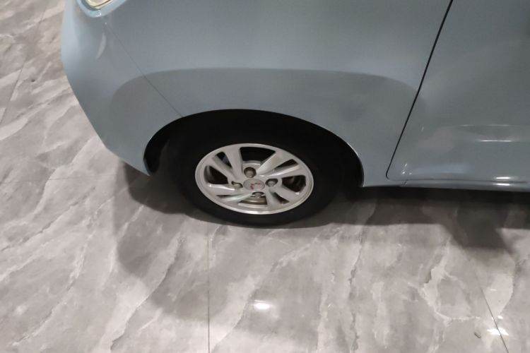 五菱汽车 宏光MINIEV 2020款 自在款 磷酸铁锂车身外观6001