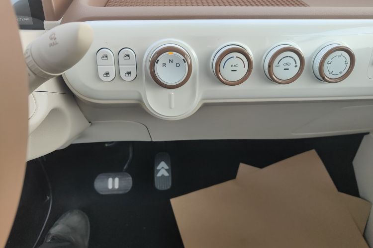 奔腾小马 2026款 222km 萌趣马 Plus中控内饰18