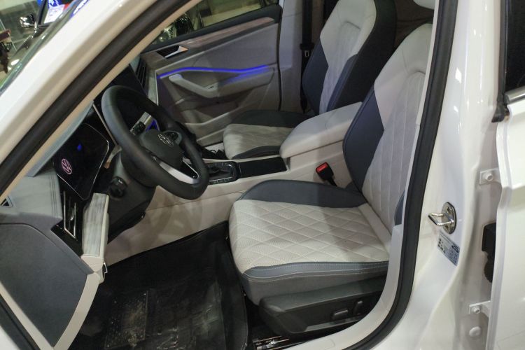 大众 速腾 2023款 300TSI DSG超越版中控内饰19