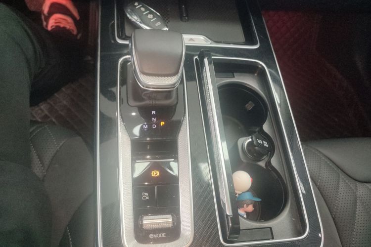 红旗HS5 2023款 2.0T 旗享Pro版局部细节18