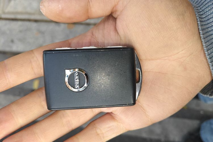 沃尔沃S90 2018款 T5 智远版中控内饰11