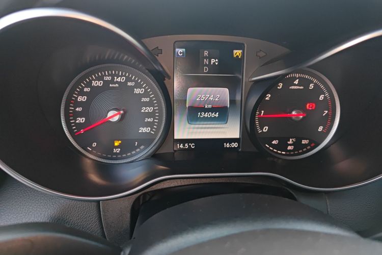 奔驰C级 2016款 C 200 L 运动型局部细节14