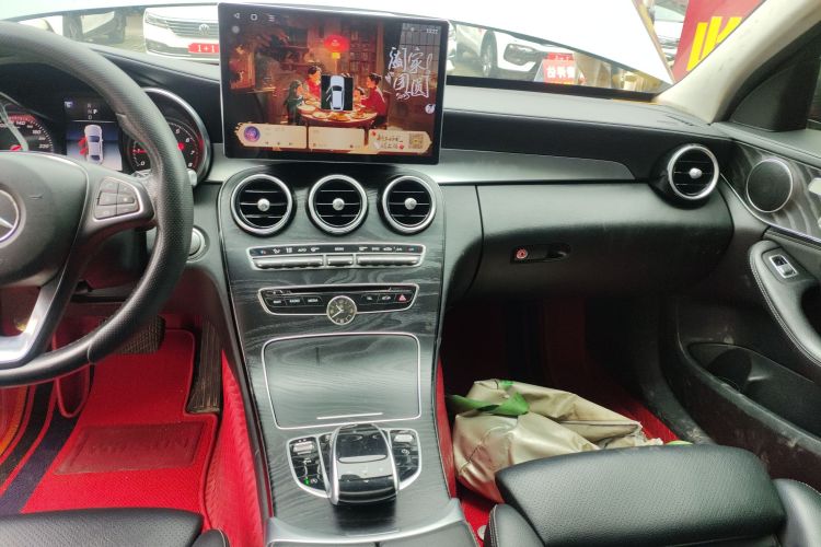 奔驰C级 2018款 C 200 L 运动版局部细节16