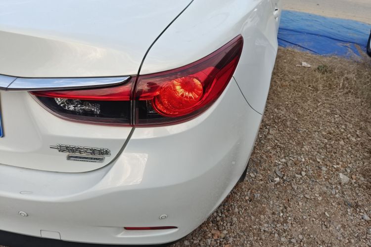 马自达 阿特兹 2014款 2.0L 蓝天豪华版车身外观9