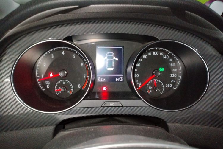 大众 高尔夫·嘉旅 2016款 280TSI 自动豪华型中控内饰14