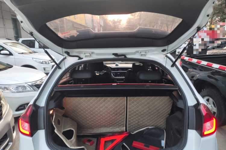 吉利汽车 远景X3 2017款 1.5L 手动精英型局部细节23