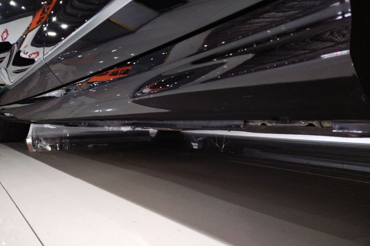 岚图汽车 岚图追光 2024款 PHEV 四驱超长续航行政版局部细节9002