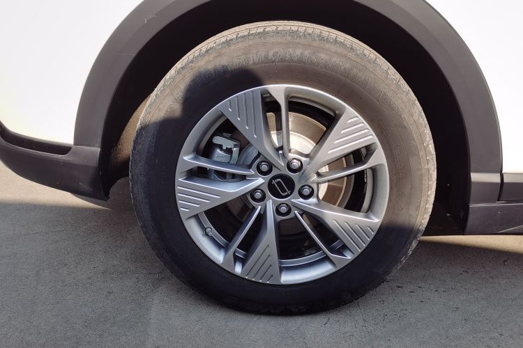 奔腾 悦意03 2025款 445km 欢悦版车身外观6008