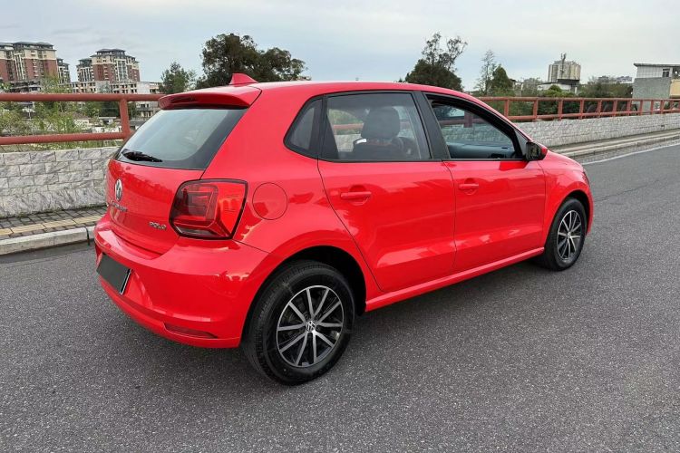 大众 Polo 2016款 1.4L 手动风尚型车身外观7