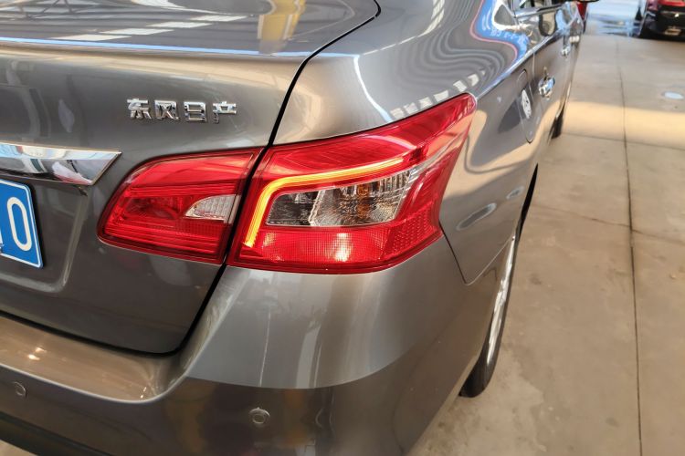 日产 轩逸 2022款 经典 1.6XE CVT舒适版车身外观9