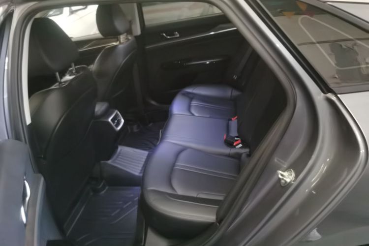 起亚K5 2021款 270T CVVD 焕新版中控内饰21