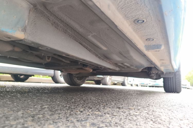 福特 嘉年华 2013款 三厢 1.5L 手动风尚型局部细节9004