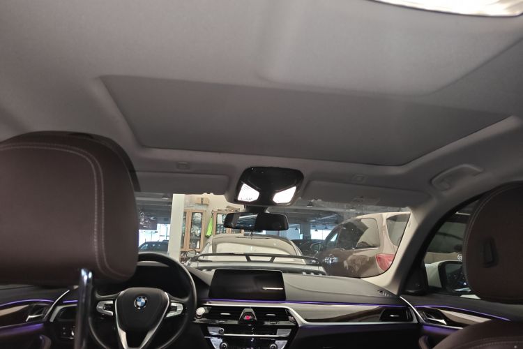 宝马5系 2019款 525Li 豪华套装局部细节22