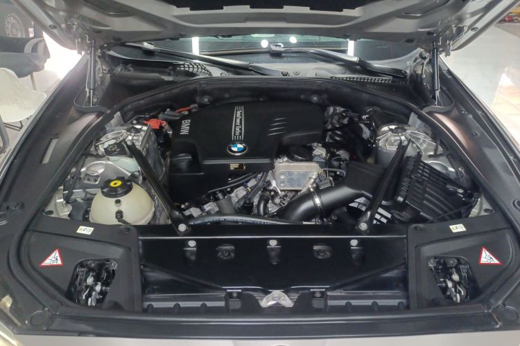 宝马5系 2014款 525Li 豪华设计套装局部细节24