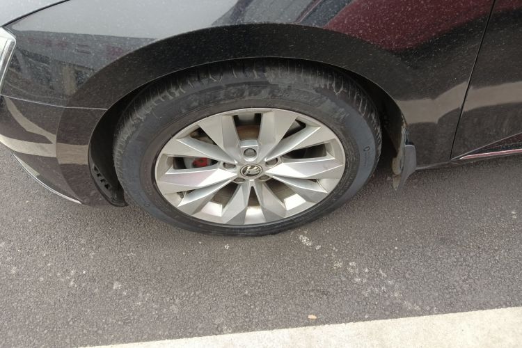 斯柯达 速派 2018款 TSI280 DSG舒适版 国V车身外观6007