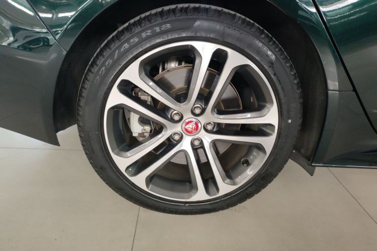 捷豹XEL 2022款 2.0T 250PS R-DYNAMIC S进取运动版车身外观6008