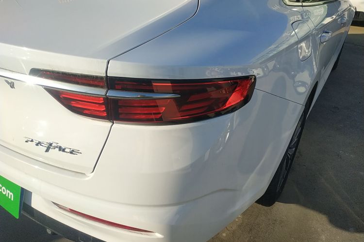 吉利汽车 星瑞 2021款 2.0TD 豪华型车身外观9