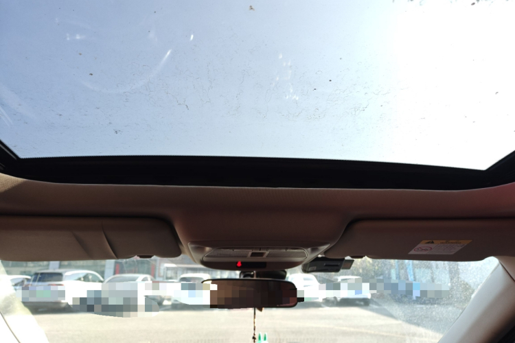 雷诺 科雷傲 2018款 2.5L 两驱120周年限量版中控内饰22