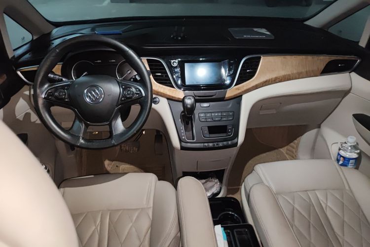 别克GL8 2017款 ES 28T 舒适型 国V中控内饰12