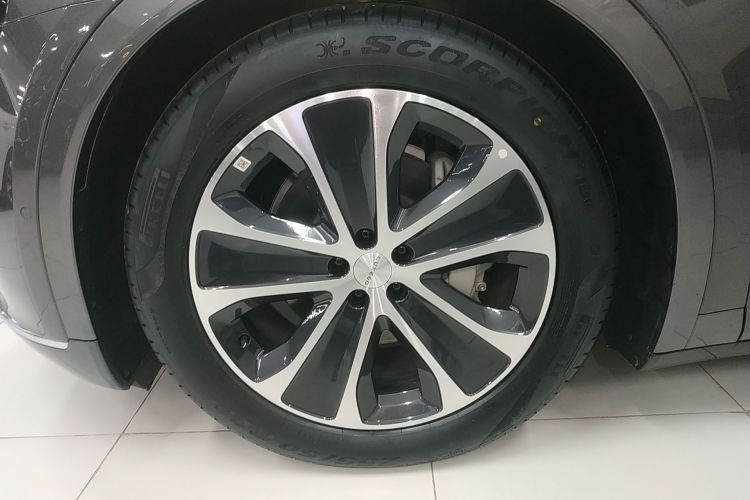 鸿蒙智行 智界R7 2024款 纯电 802km Max车身外观6007