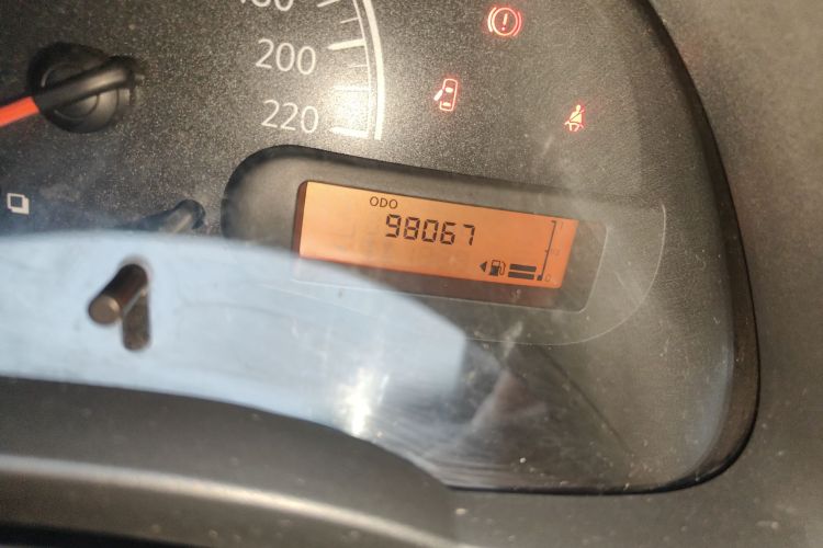 日产 阳光 2015款 1.5XE 手动舒适版中控内饰15